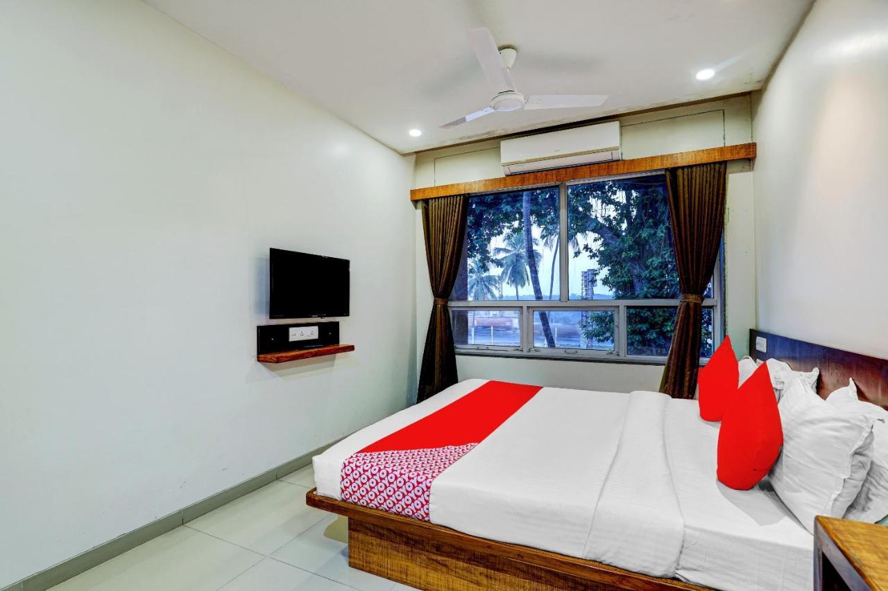 OYO 77491 Hotel Shreenath Valsad Exterior foto